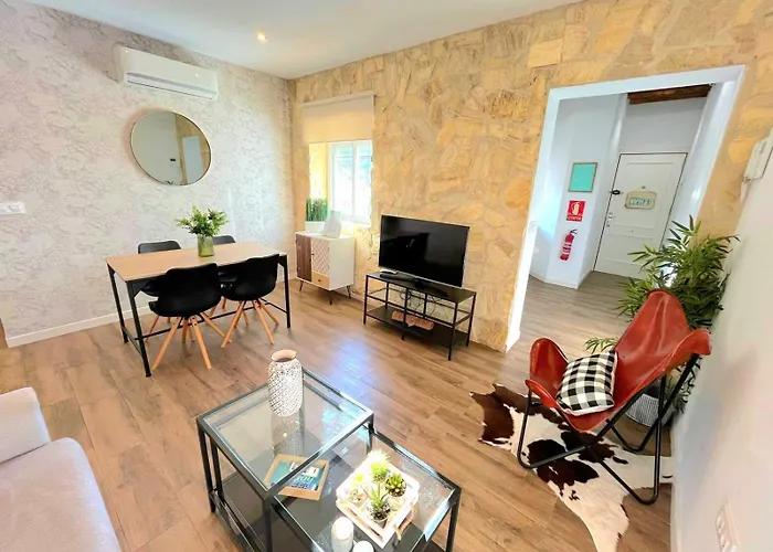 Valentina Home